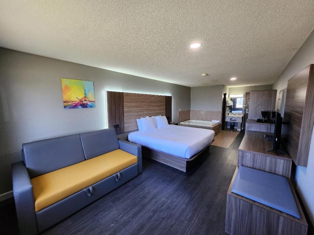 Motel Super 8 By Wyndham Hayward Wi Exterior foto