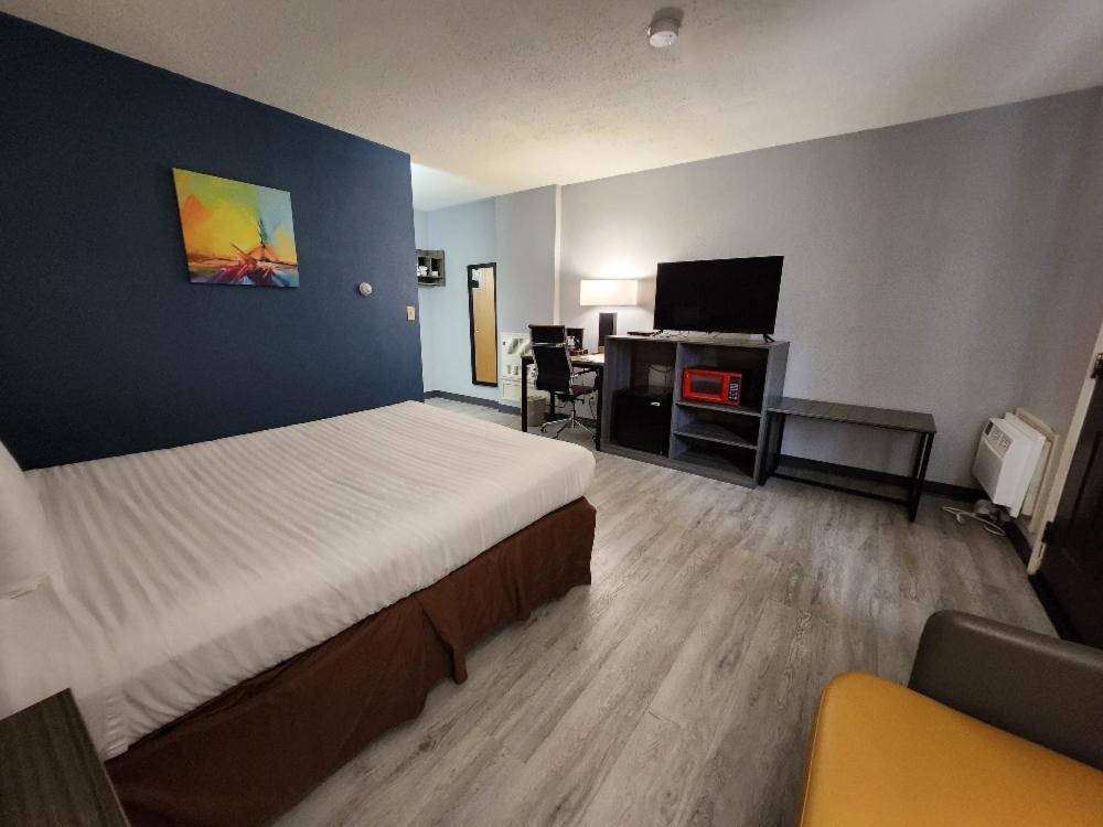 Motel Super 8 By Wyndham Hayward Wi Exterior foto