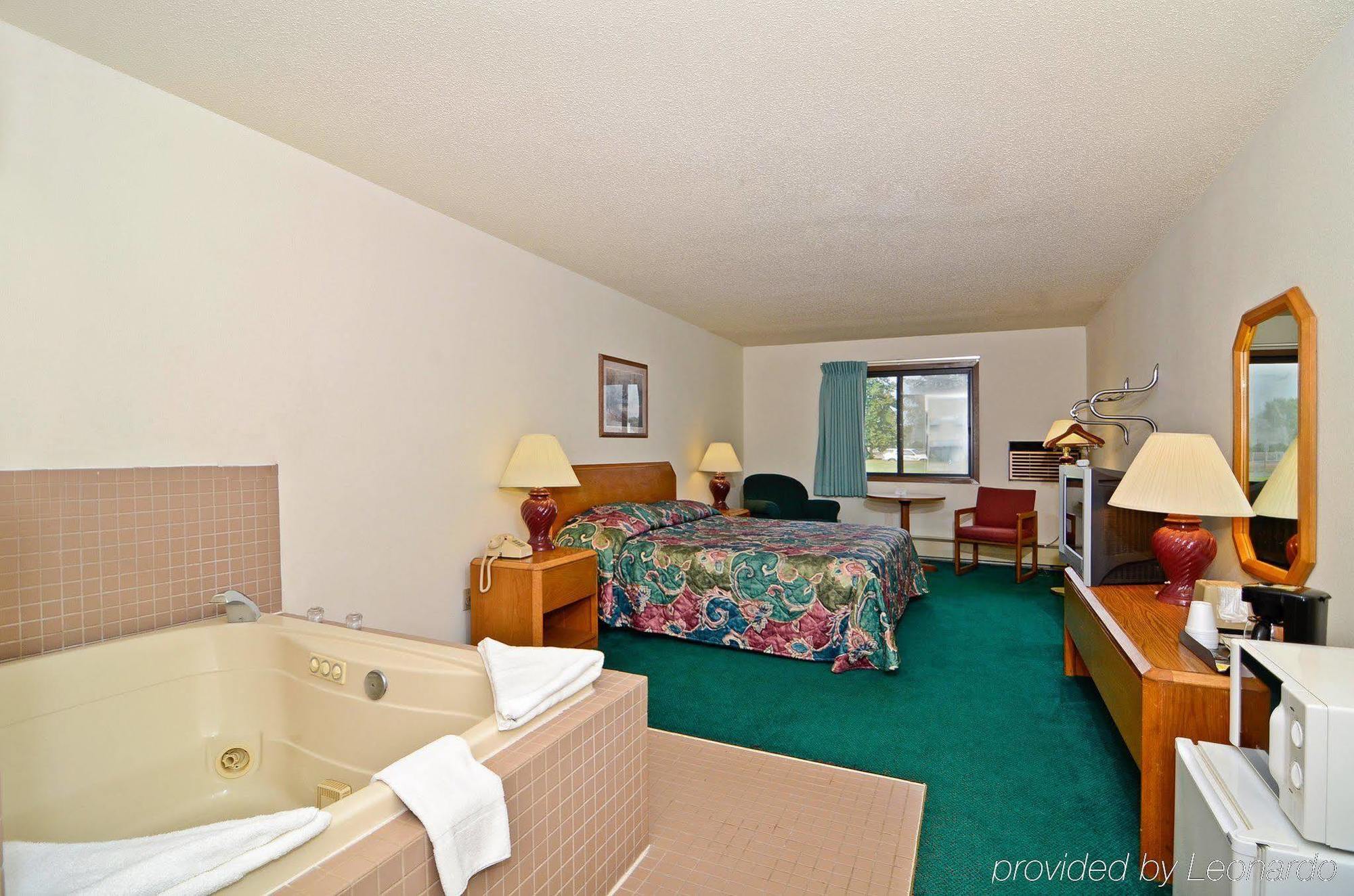 Motel Super 8 By Wyndham Hayward Wi Exterior foto